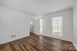 8215 Schooner Ln, Charlotte, NC 28270 - Photo 5