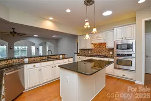 9332 Whistling Straits Dr, Fort Mill, SC 29707 - Photo 17