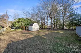 5509 Viewmont Dr, Charlotte, NC 28215 - Photo 23