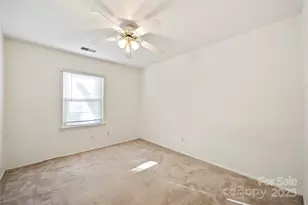 5509 Viewmont Dr, Charlotte, NC 28215 - Photo 15