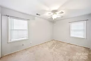 5509 Viewmont Dr, Charlotte, NC 28215 - Photo 13