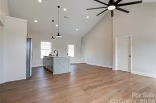 2343 Cherryville Rd, Cherryville, NC 28021 - Photo 7