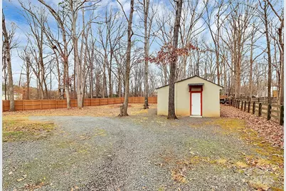 2805 Leisure Drive, Waxhaw, NC 28173 - Photo 11