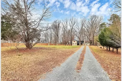 2805 Leisure Drive, Waxhaw, NC 28173 - Photo 15