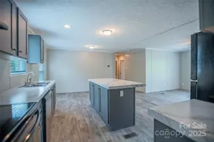 1451 Newfound Rd, Leicester, NC 28748 - Photo 19