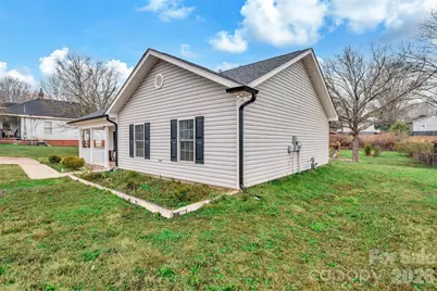 601 Apple Street, Gastonia, NC 28054 - Photo 3