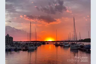 18861 Vineyard Point Lane, Cornelius, NC 28031 - Photo 5