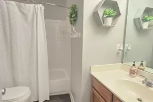 18861 Vineyard Point Ln, Cornelius, NC 28031 - Photo 13