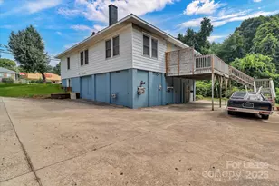 8209 Moores Chapel Rd, Charlotte, NC 28214 - Photo 7