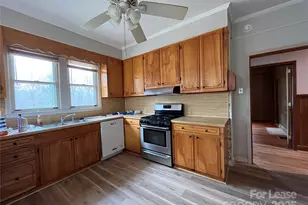 8209 Moores Chapel Rd, Charlotte, NC 28214 - Photo 17