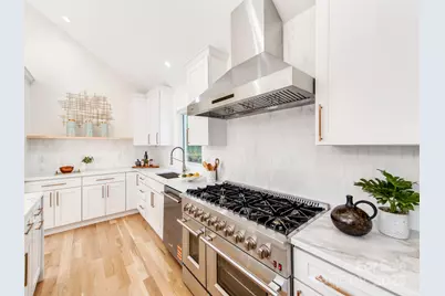 2801 Huntingtowne Farms Lane, Charlotte, NC 28210 - Photo 7