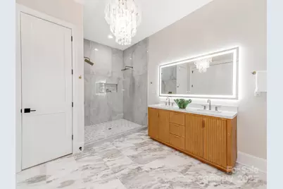 2801 Huntingtowne Farms Lane, Charlotte, NC 28210 - Photo 17