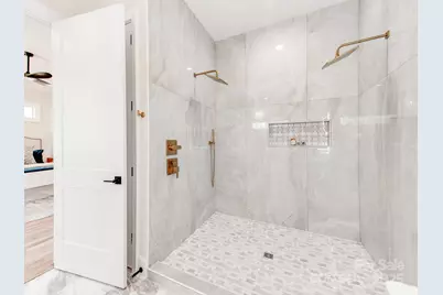 2801 Huntingtowne Farms Lane, Charlotte, NC 28210 - Photo 19