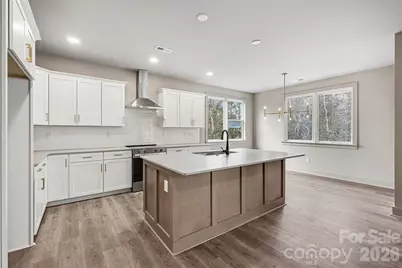 2418 Crestview Drive, Charlotte, NC 28216 - Photo 13