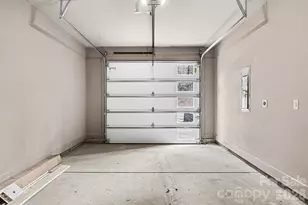 2418 Crestview Dr, Charlotte, NC 28216 - Photo 33