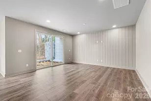 2418 Crestview Dr, Charlotte, NC 28216 - Photo 17