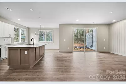 2418 Crestview Drive, Charlotte, NC 28216 - Photo 9