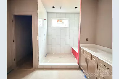 2416 Crestview Drive, Charlotte, NC 28216 - Photo 11