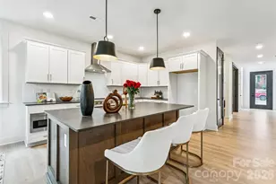 2416 Crestview Dr, Charlotte, NC 28216 - Photo 13