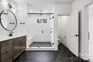 2416 Crestview Dr, Charlotte, NC 28216 - Photo 33