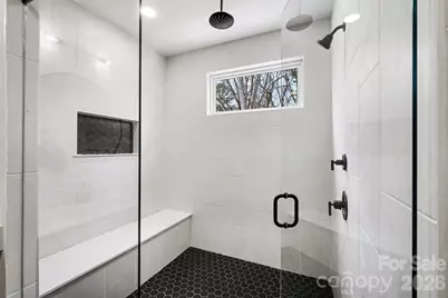 2416 Crestview Drive, Charlotte, NC 28216 - Photo 3