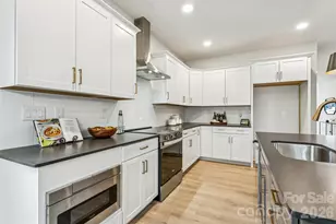 2416 Crestview Dr, Charlotte, NC 28216 - Photo 19