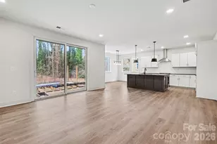 2416 Crestview Dr, Charlotte, NC 28216 - Photo 17