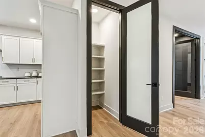 2412 Crestview Drive, Charlotte, NC 28216 - Photo 21