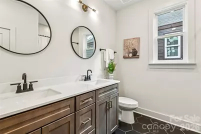 2412 Crestview Drive, Charlotte, NC 28216 - Photo 35