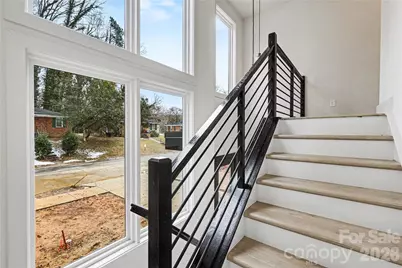 2412 Crestview Drive, Charlotte, NC 28216 - Photo 23