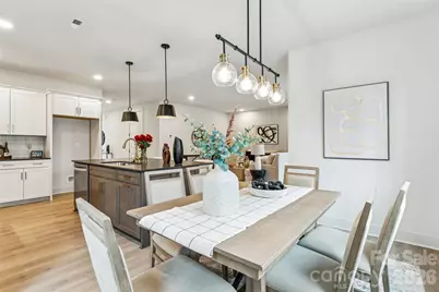 2412 Crestview Drive, Charlotte, NC 28216 - Photo 13