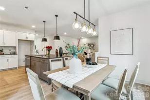 2412 Crestview Dr, Charlotte, NC 28216 - Photo 13