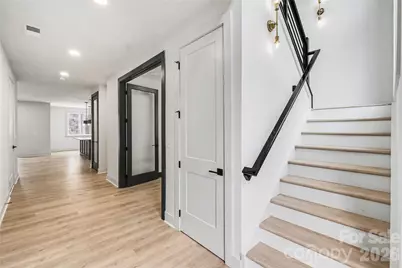 2412 Crestview Drive, Charlotte, NC 28216 - Photo 5