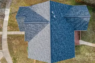 7621 Rolling Meadows Ln, Huntersville, NC 28078 - Photo 7