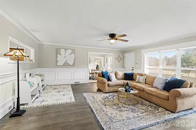 5401 W Sugar Creek Road, Charlotte, NC 28269 - Photo 5