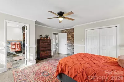 5401 W Sugar Creek Road, Charlotte, NC 28269 - Photo 15