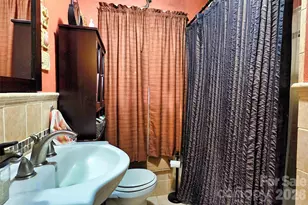 516 S Mulberry St, Statesville, NC 28677 - Photo 17