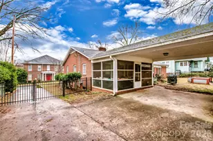 516 S Mulberry St, Statesville, NC 28677 - Photo 5