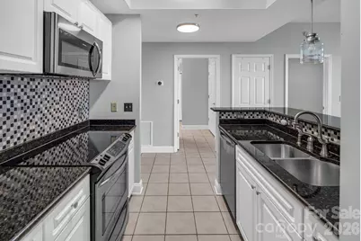 300 W 5th Street #339, Charlotte, NC 28202 - Photo 21