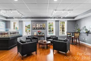 300 W 5th St, Charlotte, NC 28202 - Photo 39