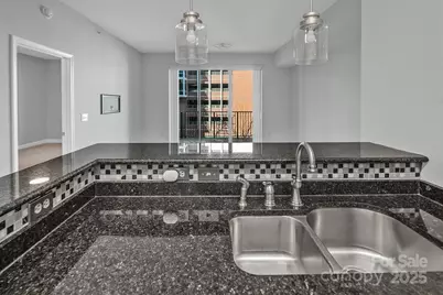 300 W 5th Street #339, Charlotte, NC 28202 - Photo 25