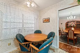 184 Trimont Mountain Rd, Franklin, NC 28734 - Photo 7