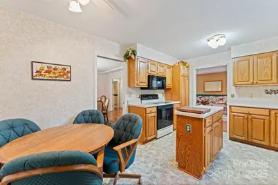 184 Trimont Mountain Road, Franklin, NC 28734 - Photo 9