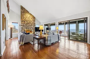 1403 Fleetwood Plaza, Hendersonville, NC 28739 - Photo 7