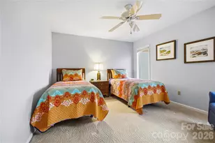 1403 Fleetwood Plaza, Hendersonville, NC 28739 - Photo 19