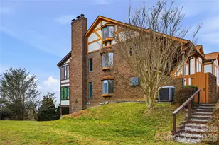 1403 Fleetwood Plaza, Hendersonville, NC 28739 - Photo 31