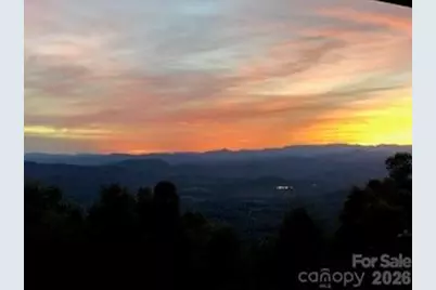 1403 Fleetwood Plaza, Hendersonville, NC 28739 - Photo 29