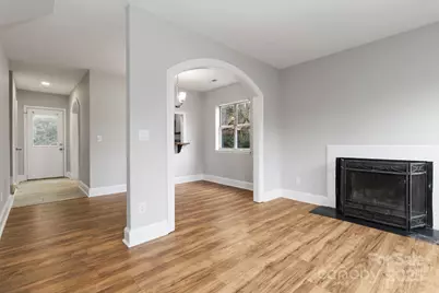 7308 Meadow Glen Drive, Mint Hill, NC 28227 - Photo 5