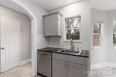 7308 Meadow Glen Drive, Mint Hill, NC 28227 - Photo 11