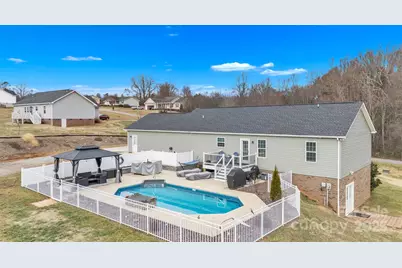 314 Stable Brook Lane, Taylorsville, NC 28681 - Photo 7